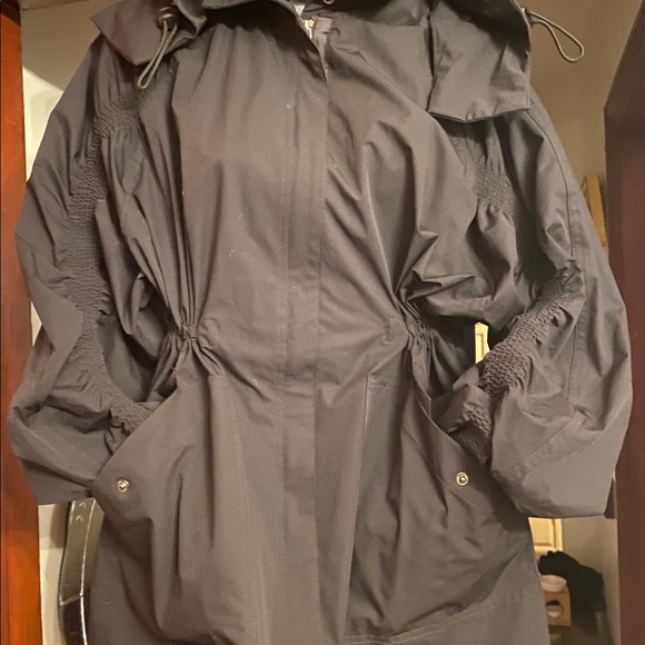 Fabletic’s - Picture 2 of 10